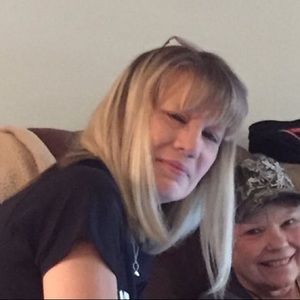 Meet your Posher, Lynette